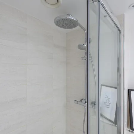 Pass The Keys Old School House - Luxury Family Xmas - Pool Table * Лідс