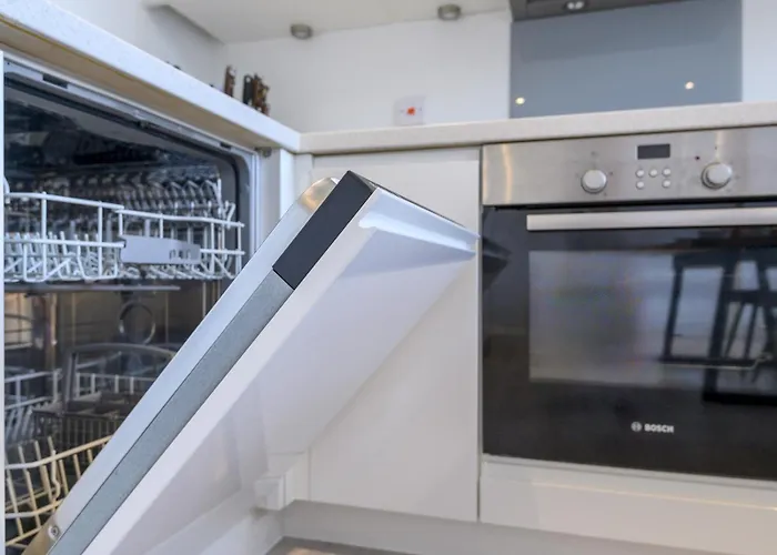 Pass The Keys Old School House - Luxury Family Xmas - Pool Table * 利兹