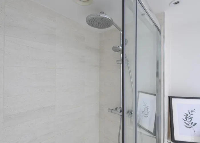 Pass The Keys Old School House - Luxury Family Xmas - Pool Table * 利兹