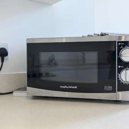 Daire Pass The Keys Old School House - Luxury Family Xmas - Pool Table *