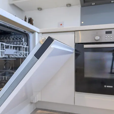 Pass The Keys Old School House - Luxury Family Xmas - Pool Table * Leeds (West Yorkshire)