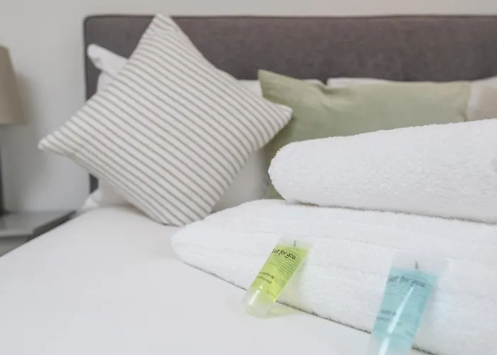 Pass The Keys Old School House - Luxury Family Xmas - Pool Table Апартаменти